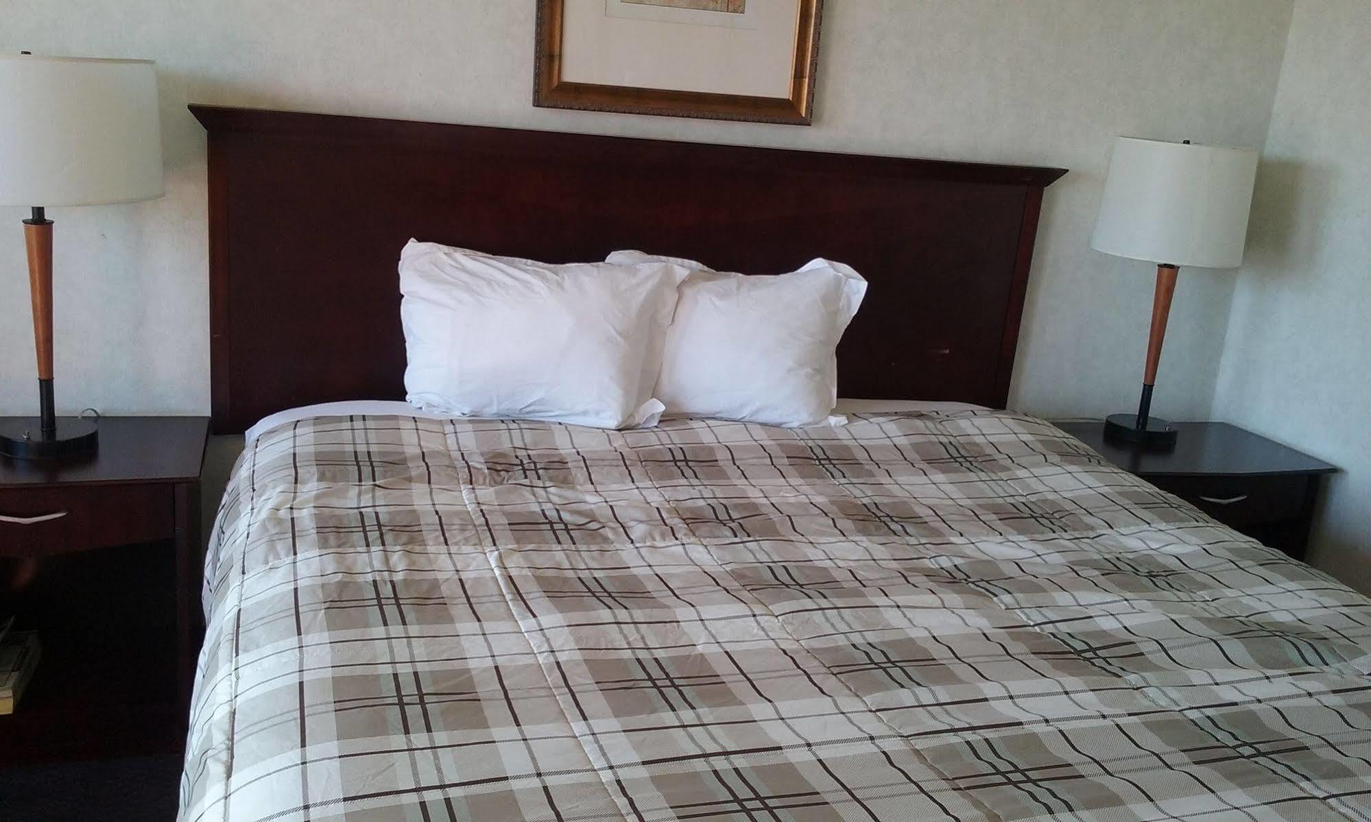 Richland Inn And Suites Eksteriør bilde